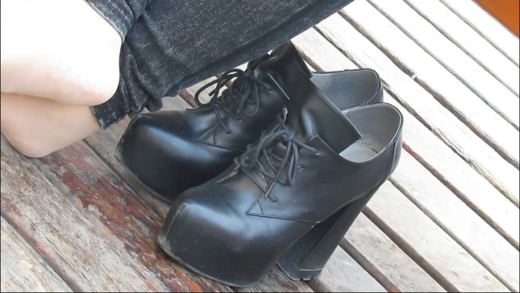 streetsnapnylon[00 01 21][20181203 214117 4]